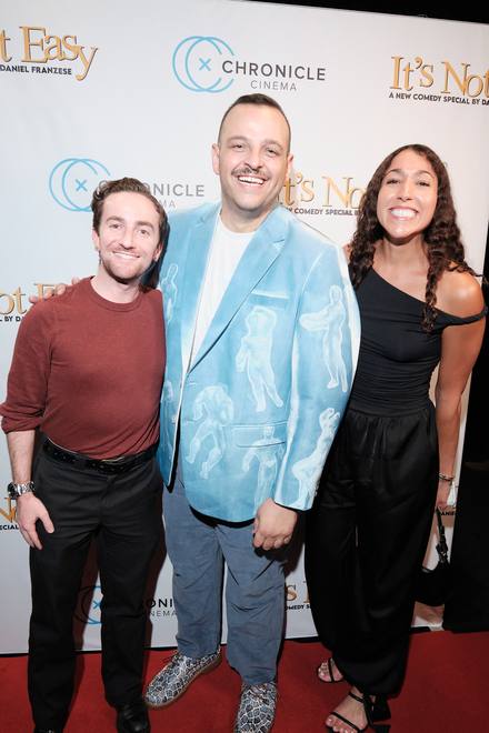 Premiere guest photo 35 on the It&rsquo;s Not Easy step and repeat