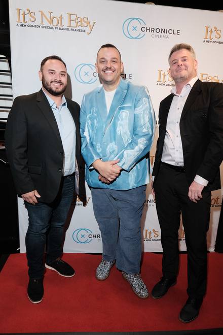 Premiere guest photo 53 on the It&rsquo;s Not Easy step and repeat