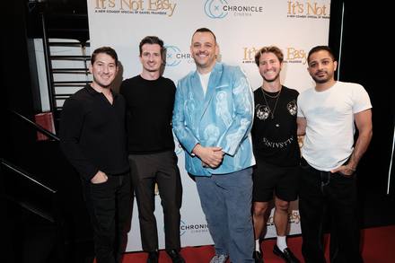 Premiere guest photo 85 on the It&rsquo;s Not Easy step and repeat
