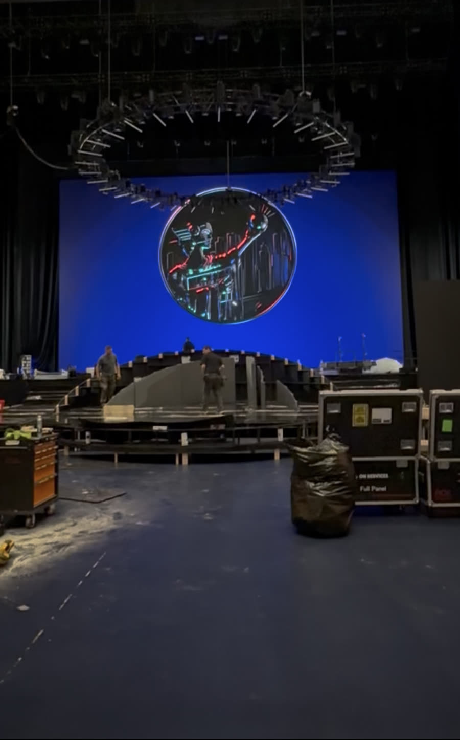 The 3D medallion and Glow Motion chandelier ring above the stage during load-in at the Fontainebleau theater in Las Vegas